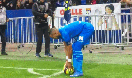 德罗西：热那亚主动向我发出邀约，现在渴望尽快拿到积分（德罗西称已获热那亚主动邀请，盼尽快抢分）